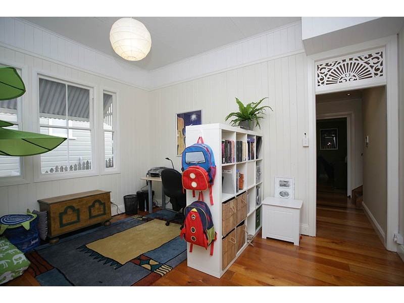 153 Abuklea Street, Newmarket QLD 4051