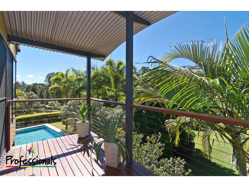 8 Bunya Lake Court, Bunya QLD 4055