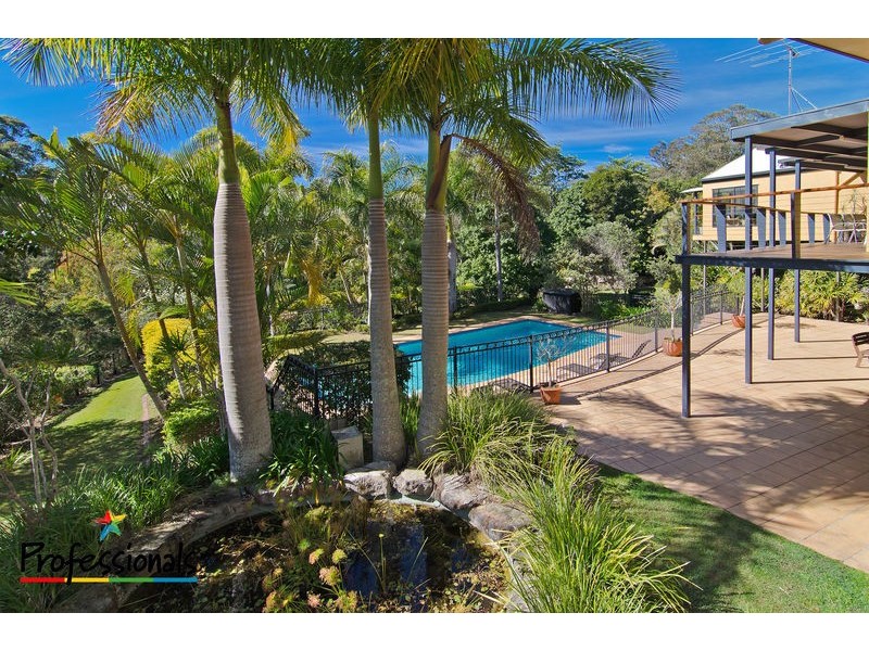 8 Bunya Lake Court, Bunya QLD 4055