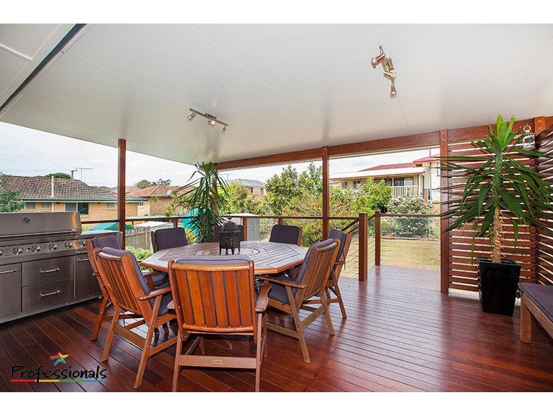 6 Jadmar Street, Everton Park QLD 4053