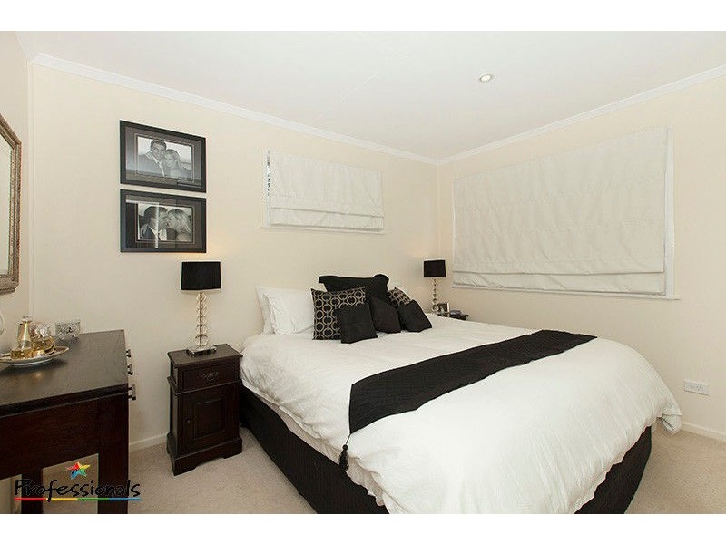 6 Jadmar Street, Everton Park QLD 4053