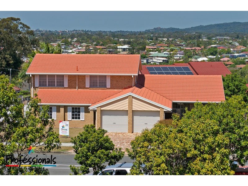 10 Dargie Street, Everton Park QLD 4053