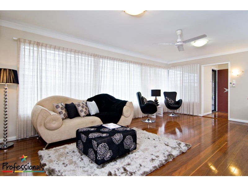 162 Trouts Road, Stafford Heights QLD 4053