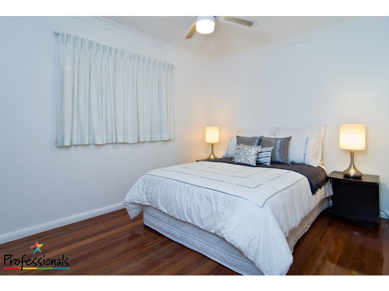 162 Trouts Road, Stafford Heights QLD 4053