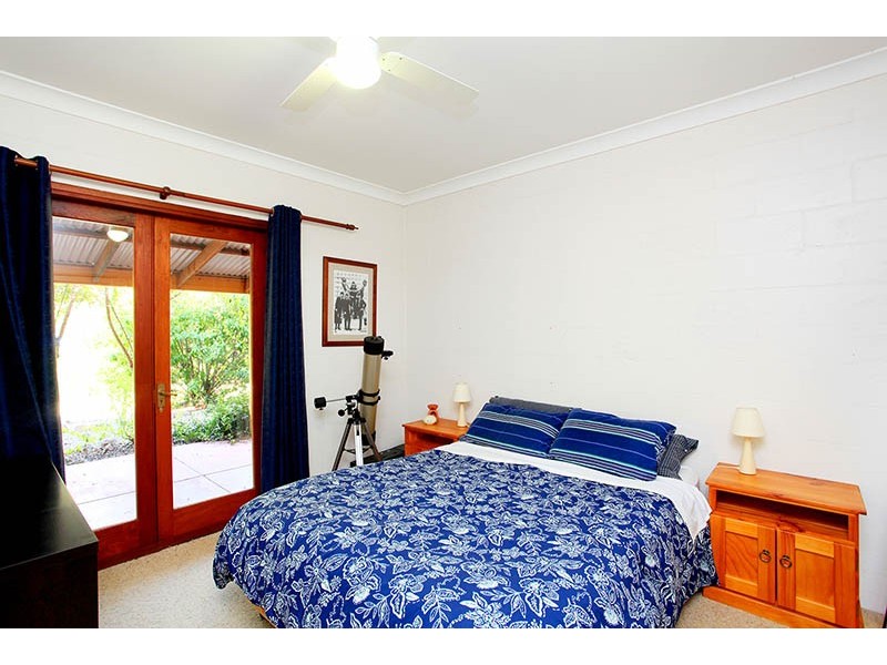 8 Greenwood Crescent, Samford Valley QLD 4520