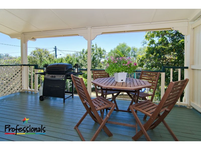 314 Kitchener Road, Stafford Heights QLD 4053