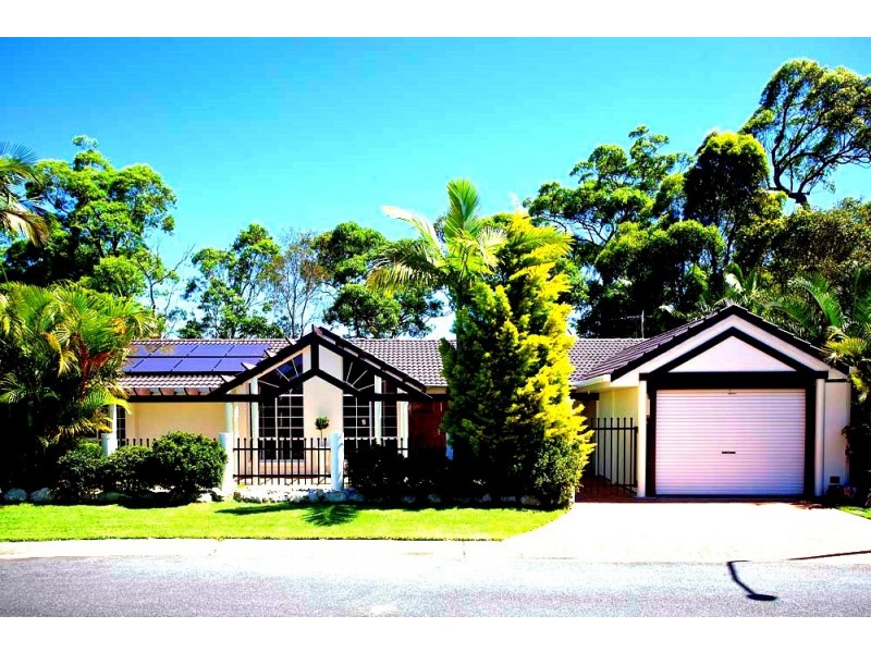 41 Leonarda Drive, Ferny Hills QLD 4055