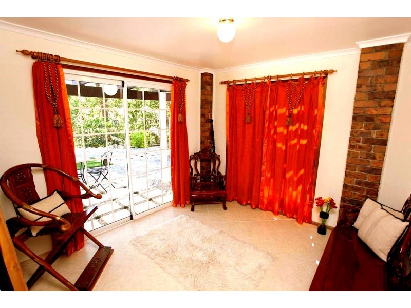 41 Leonarda Drive, Ferny Hills QLD 4055