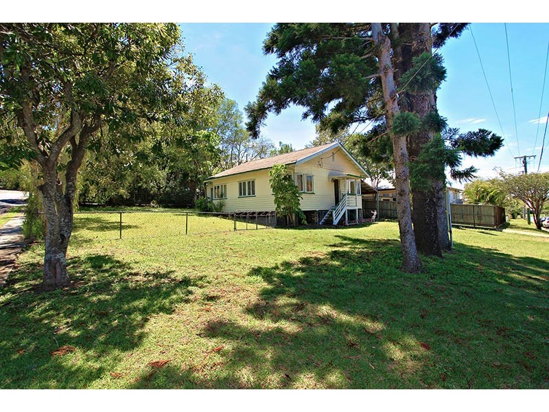 39 Mimosa Street, Mitchelton QLD 4053