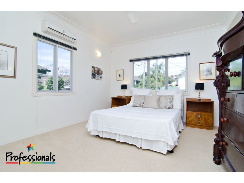 64 Gearside Street, Everton Park QLD 4053