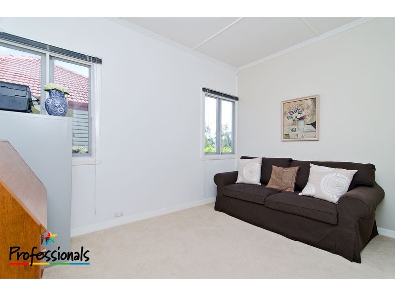 64 Gearside Street, Everton Park QLD 4053