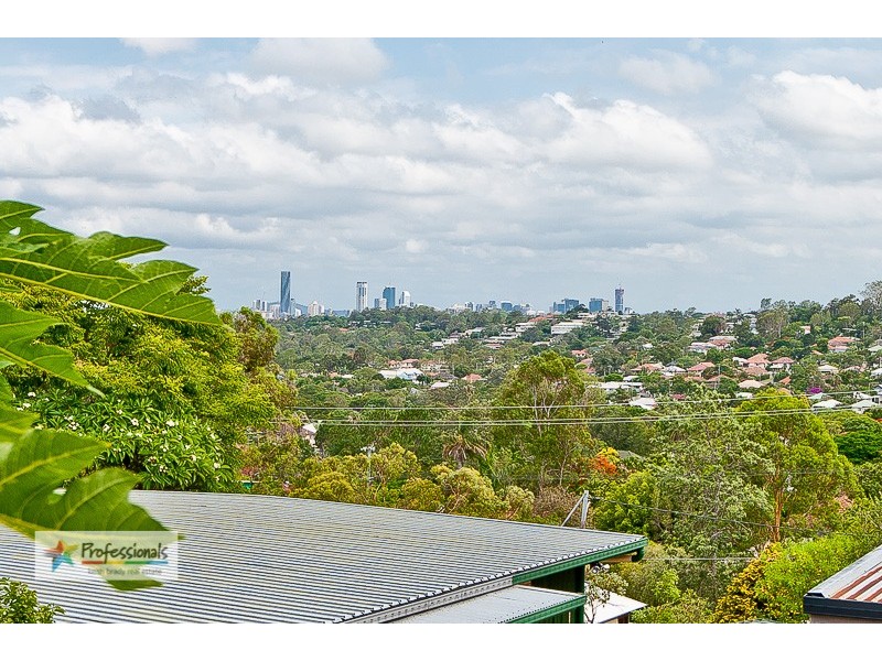 29 Gable Street, Stafford Heights QLD 4053