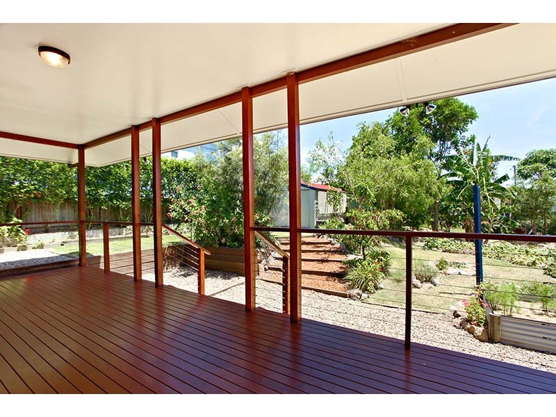 27 Byth Street, Stafford QLD 4053