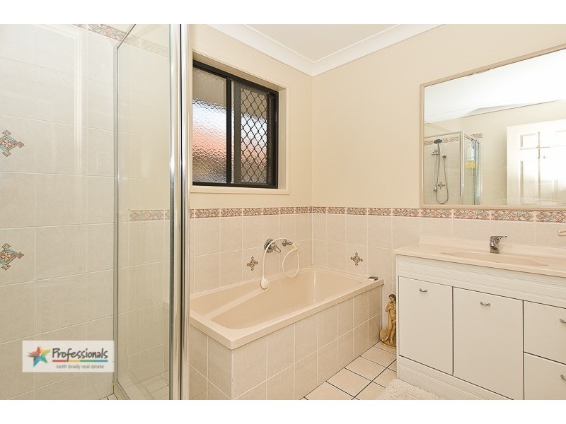 26 De Vito Place, Mcdowall QLD 4053