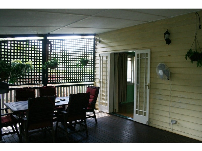 32 Grange Road, Grange QLD 4051