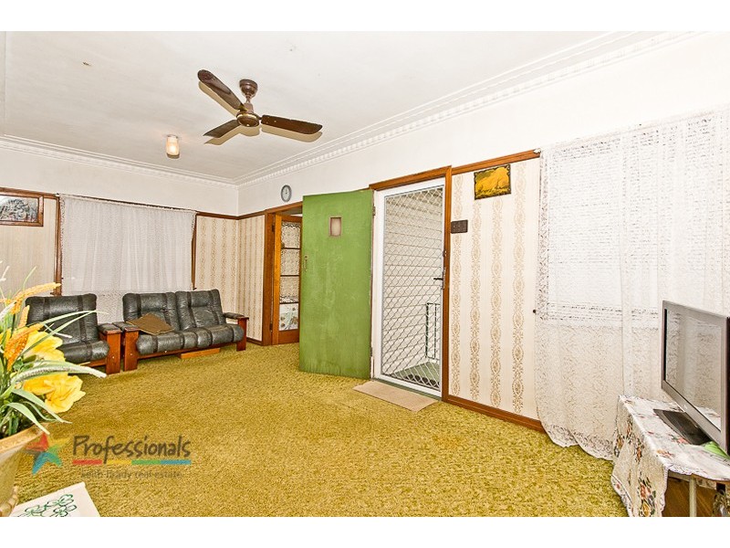 18 Dunedoo Street, Stafford QLD 4053