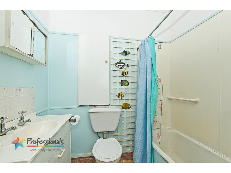 18 Dunedoo Street, Stafford QLD 4053