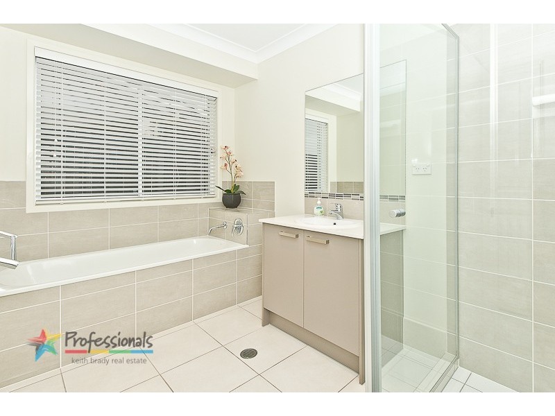 13 Rolland Parade, Warner QLD 4500