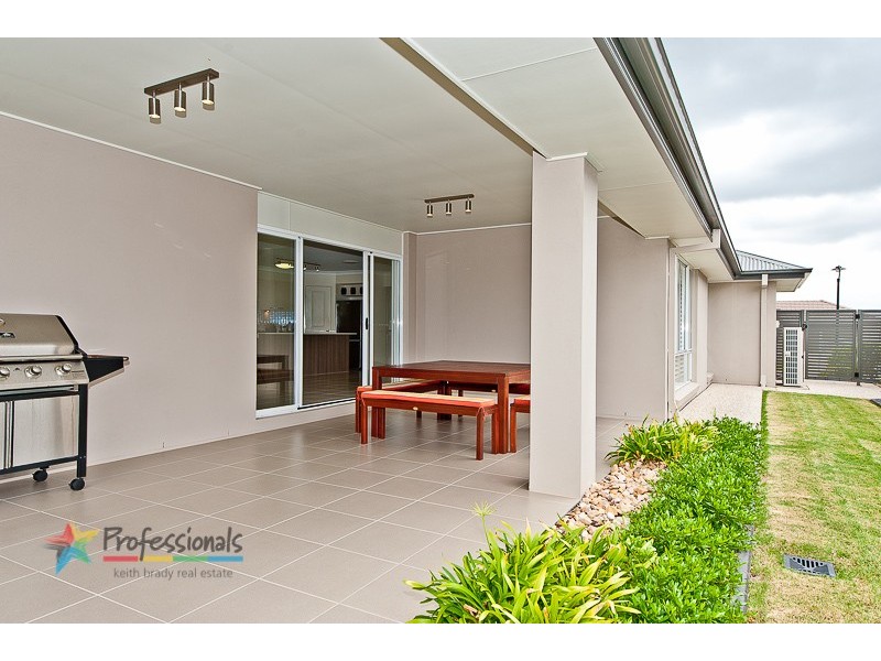 13 Rolland Parade, Warner QLD 4500