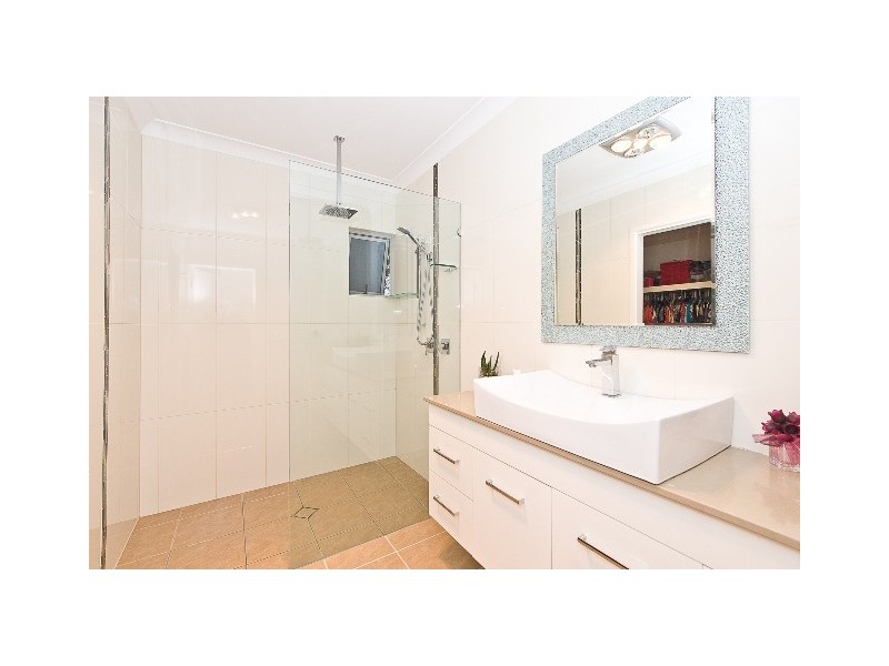 52 Alcester Street, Grange QLD 4051