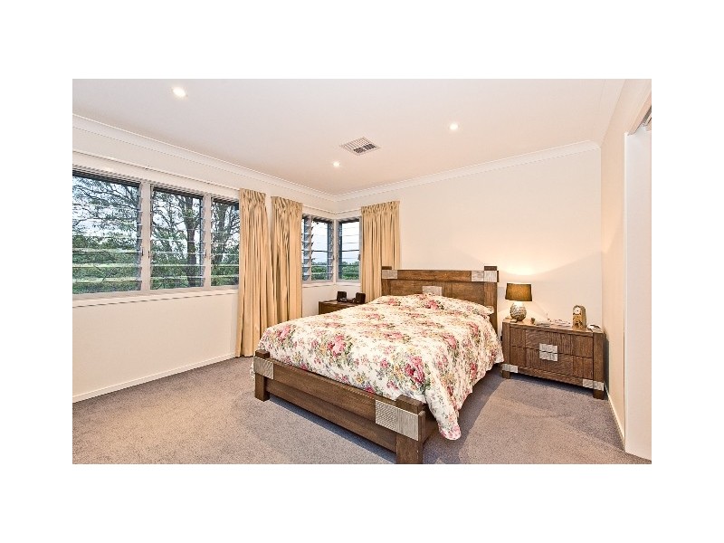 52 Alcester Street, Grange QLD 4051