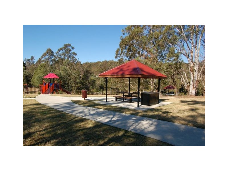 18 Powerful Owl Court, Bunya QLD 4055