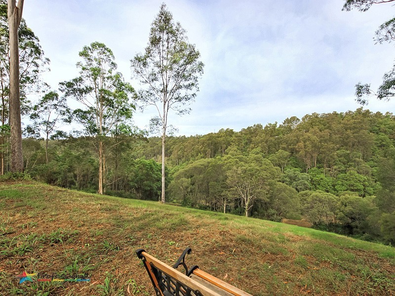 221 McLean Road South, Camp Mountain QLD 4520