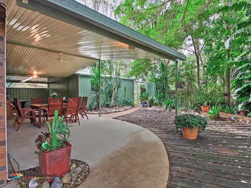 221 McLean Road South, Camp Mountain QLD 4520