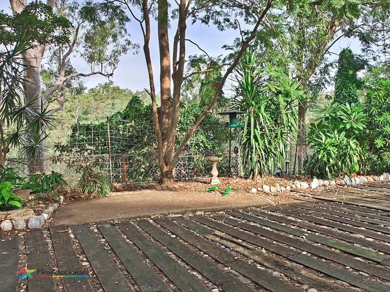 221 McLean Road South, Camp Mountain QLD 4520