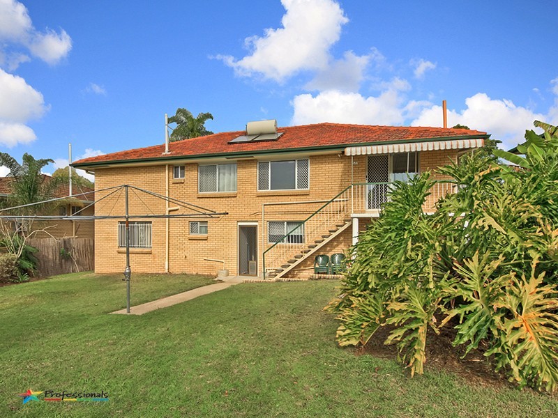 5 Raglass Street, Everton Park QLD 4053
