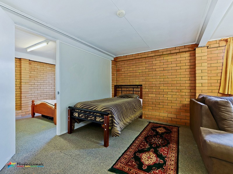 23 Nurom Avenue, Ferny Hills QLD 4055