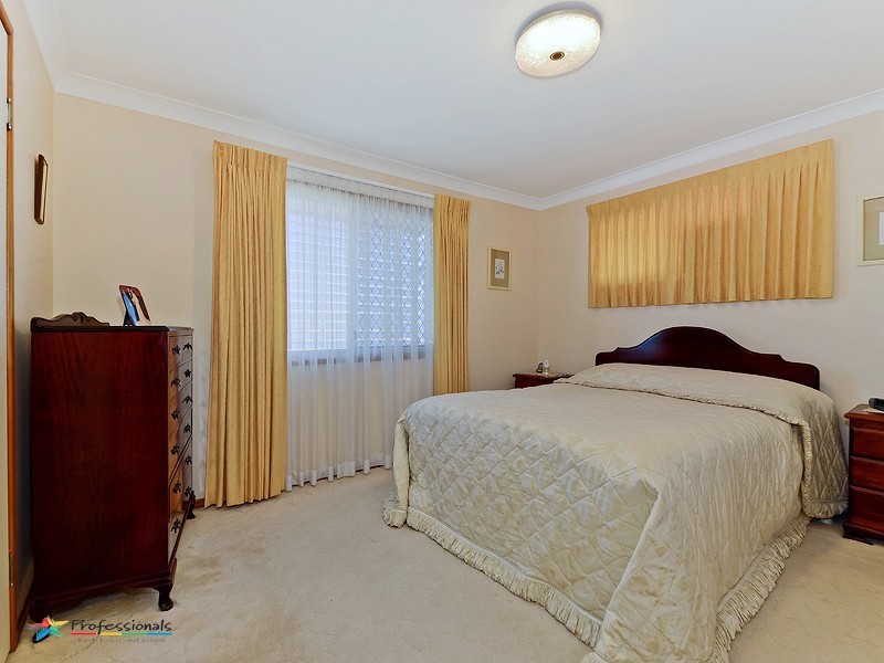 28 Raglass Street, Everton Park QLD 4053
