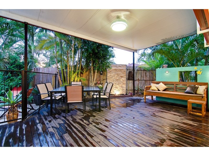 10 Amanda Place, Bridgeman Downs QLD 4035