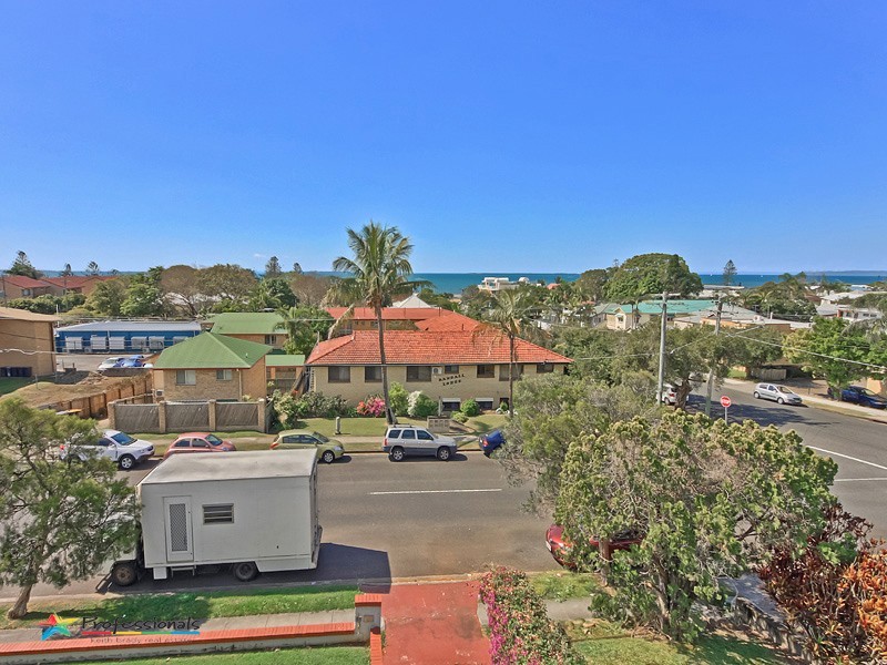 110 Akonna Street, Wynnum QLD 4178