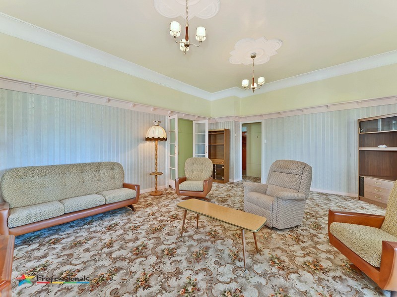 110 Akonna Street, Wynnum QLD 4178