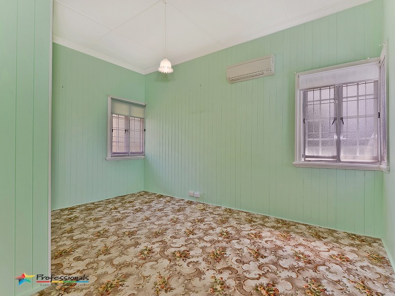 110 Akonna Street, Wynnum QLD 4178