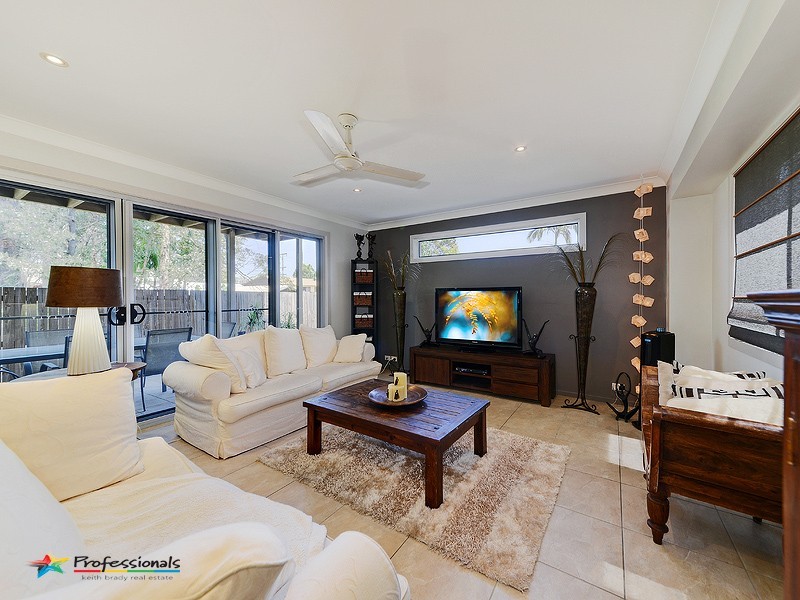 220 Patricks Road, Ferny Hills QLD 4055