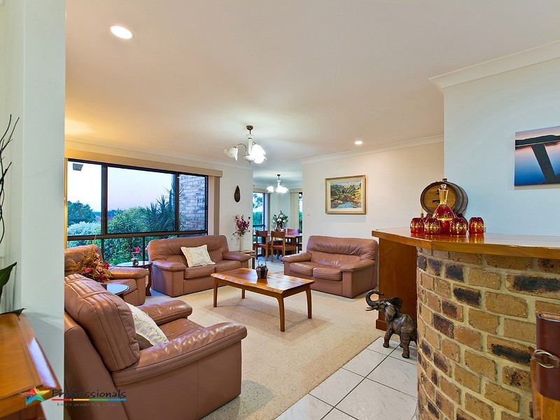 11 Mayer Street, Mcdowall QLD 4053