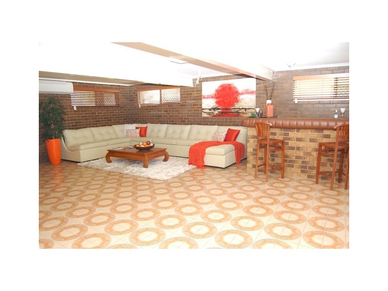 33 Raglass Street, Everton Park QLD 4053