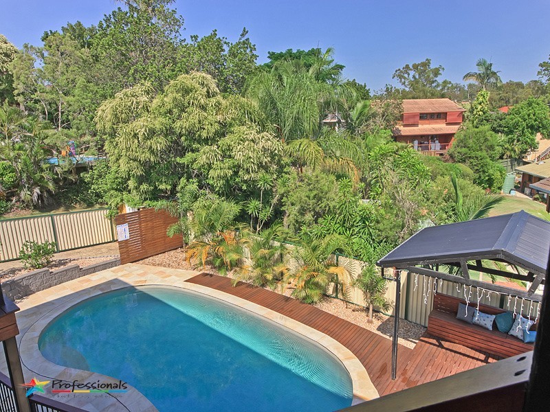 33 Raglass Street, Everton Park QLD 4053