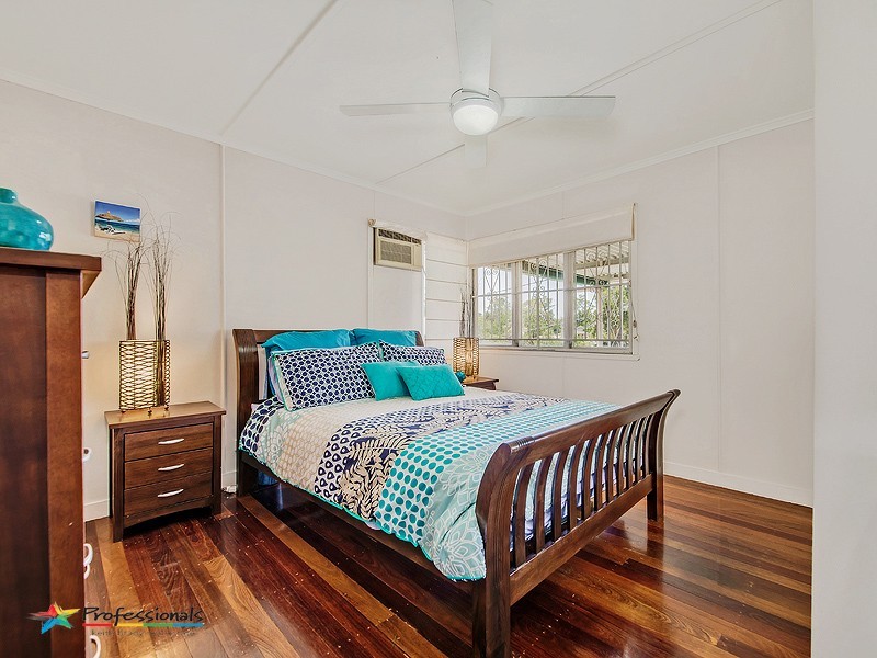 322 Kitchener Road, Stafford Heights QLD 4053