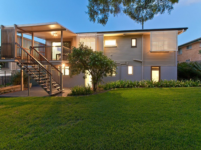 22 Widmark Street, Stafford Heights QLD 4053