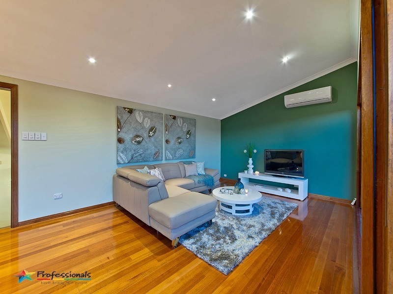 14 Dargie Street, Everton Park QLD 4053
