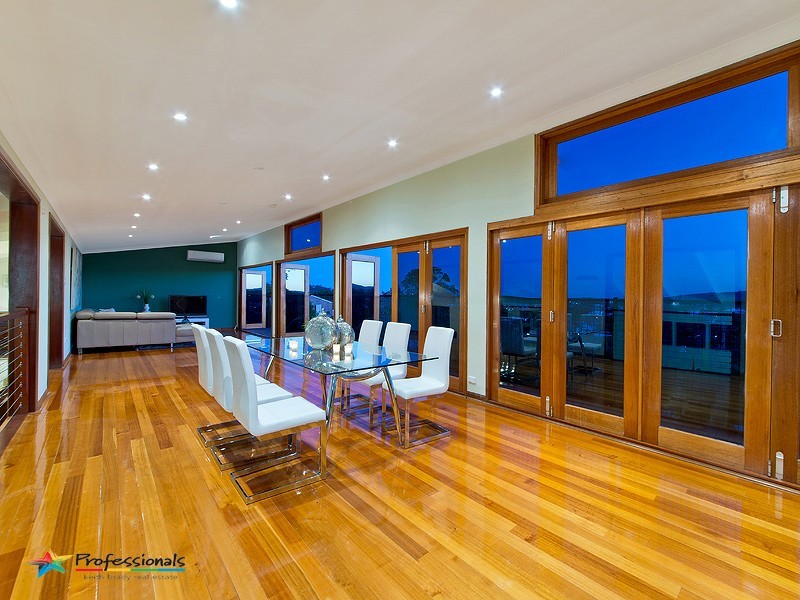 14 Dargie Street, Everton Park QLD 4053