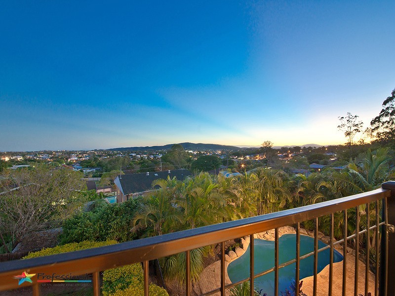 14 Dargie Street, Everton Park QLD 4053