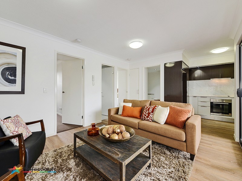 5 Robinson Road, Nundah QLD 4012