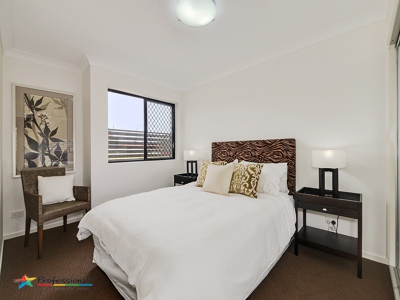 5 Robinson Road, Nundah QLD 4012