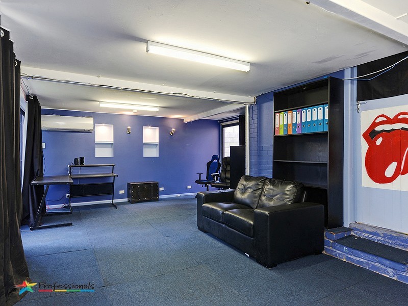 6 Galeola Street, Everton Hills QLD 4053