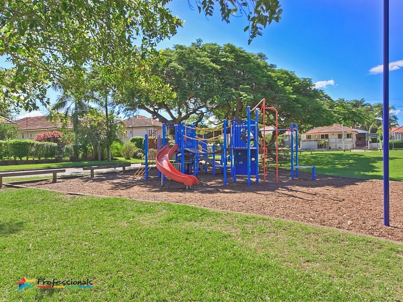 140 Thistle Street, Gordon Park QLD 4031