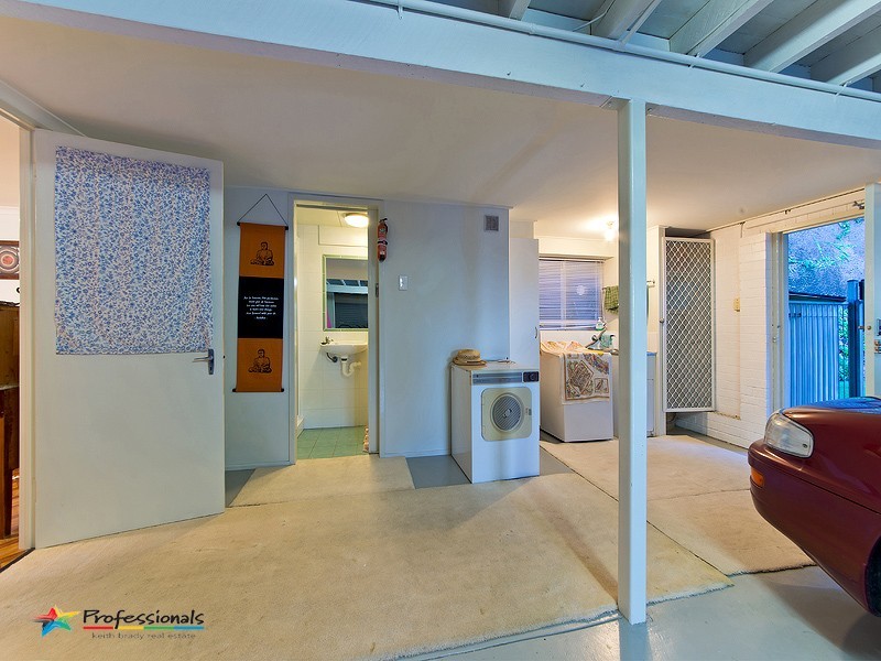 60 Cobbity Crescent, Arana Hills QLD 4054